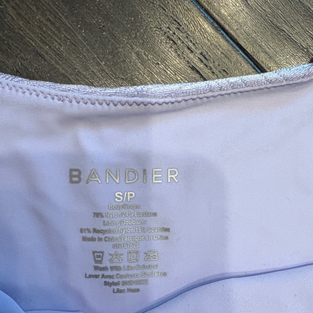 Bandier NWT Size Small Set in Lilac Geo Seamless Sports Bra and Leggings - Picture 3 of 10